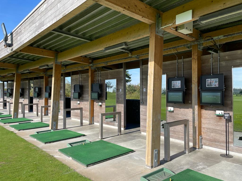 20231017 TrackMan Driving Range
